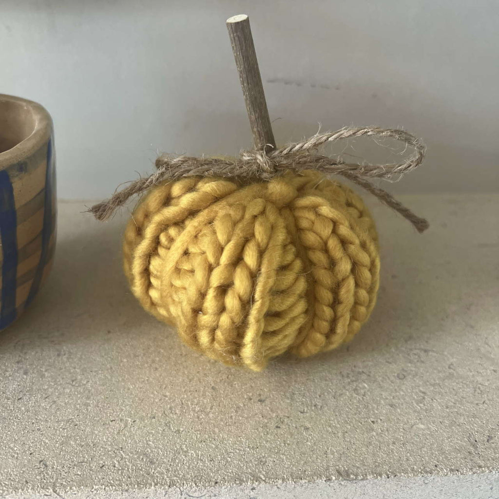 Set of 2 Wool Knitted Pumpkins - Olde Glory