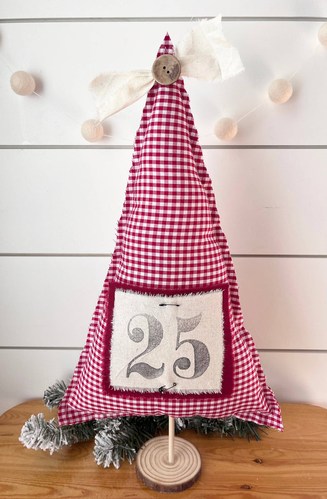 18" Primitive Berry Gingham Christmas Tree Home Decor