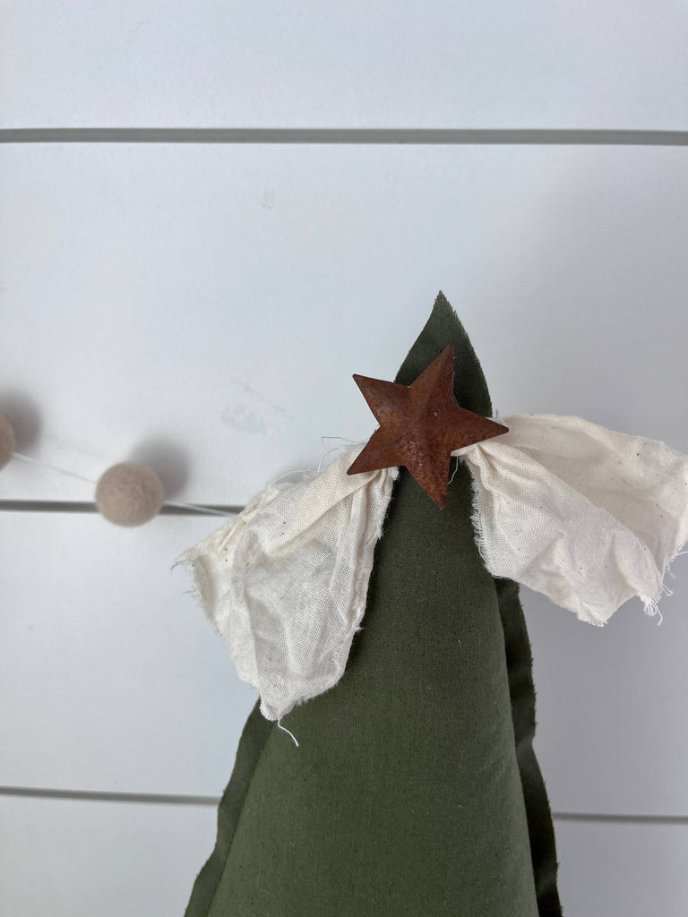 18" Primitive Pine Christmas Tree