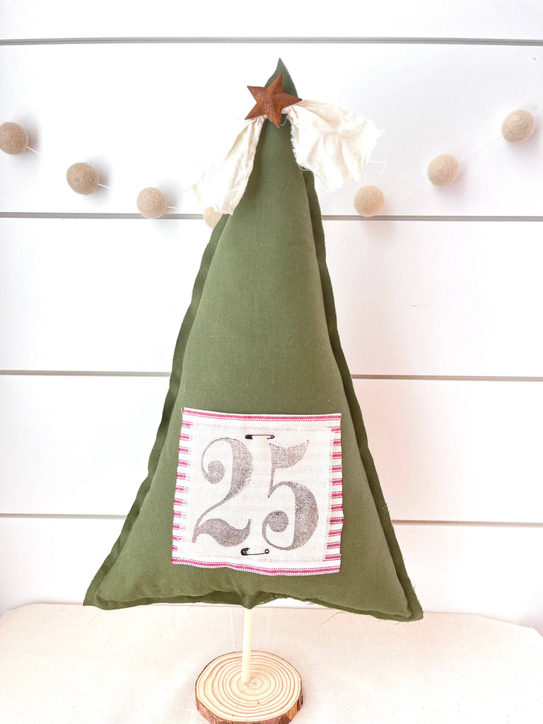 18" Primitive Pine Christmas Tree