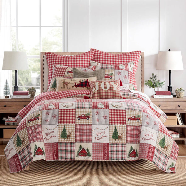Home for Christmas Quilt Set