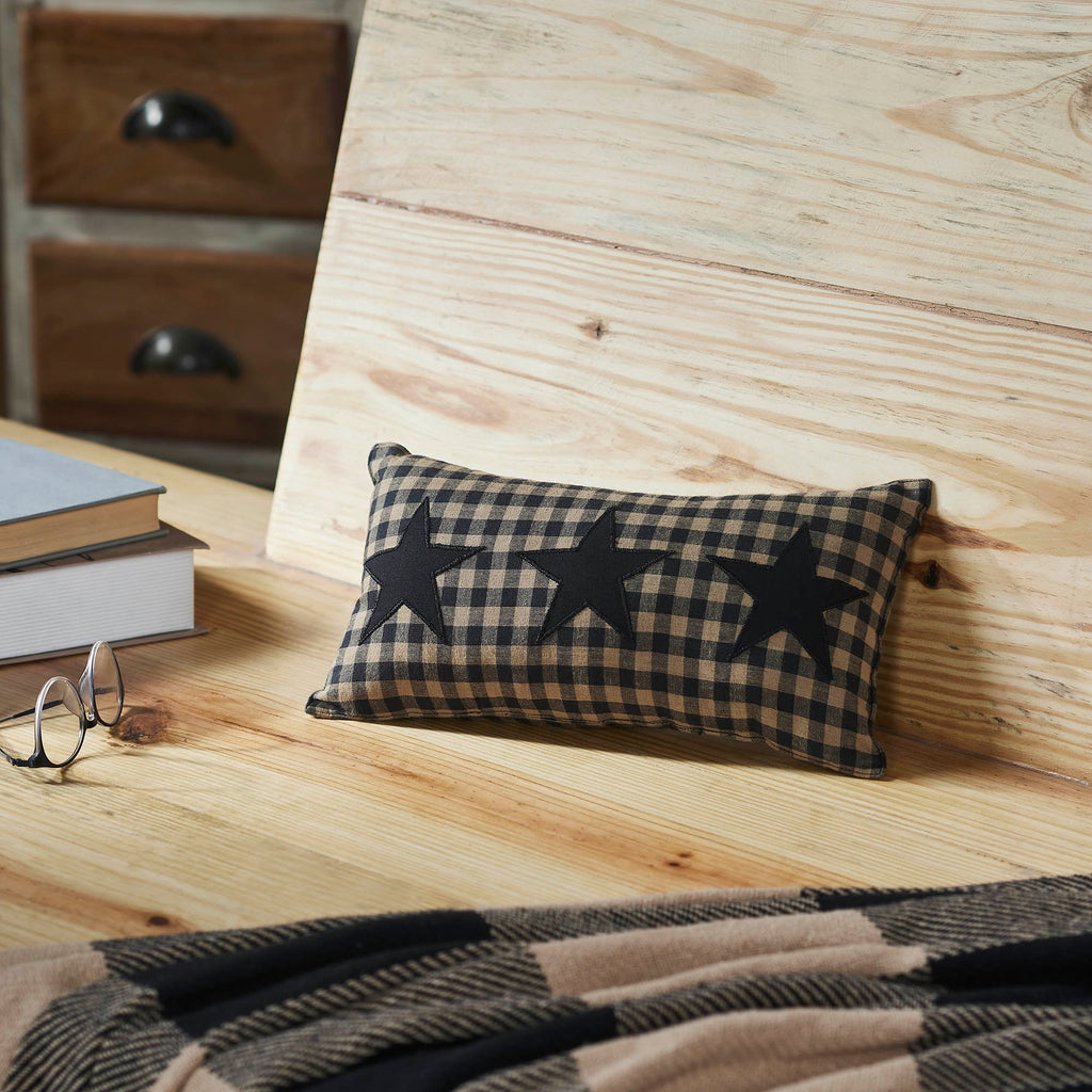 Small Black Check Star Oblong Cushion
