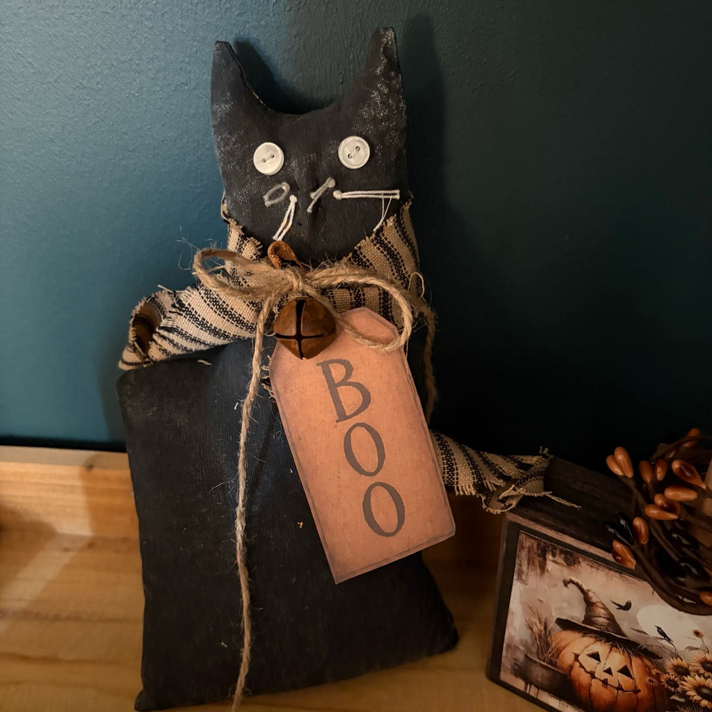 Primitive Boo Cat