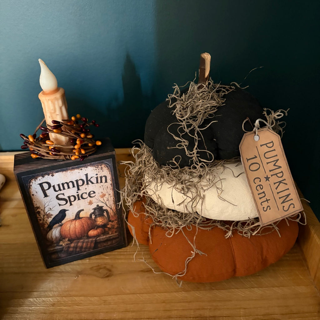 Primitive Pumpkin Stack