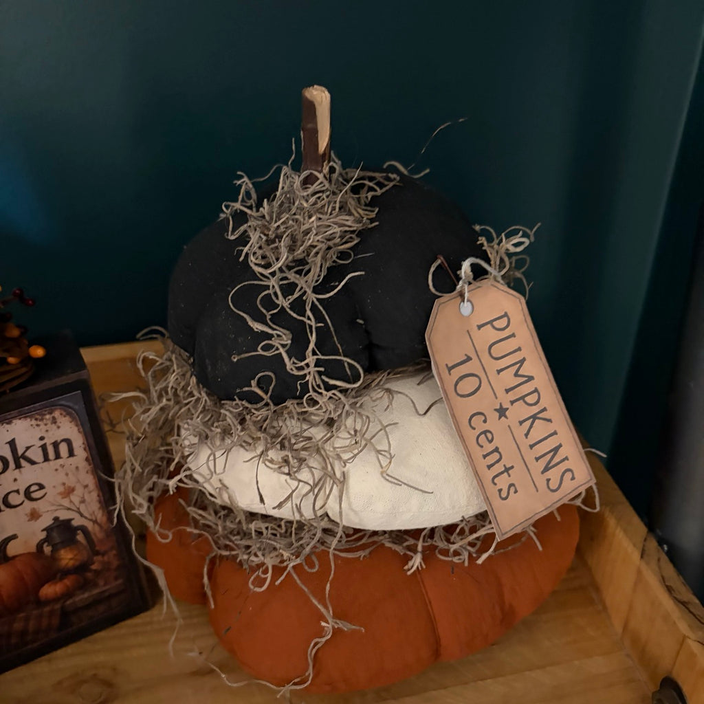 Primitive Pumpkin Stack