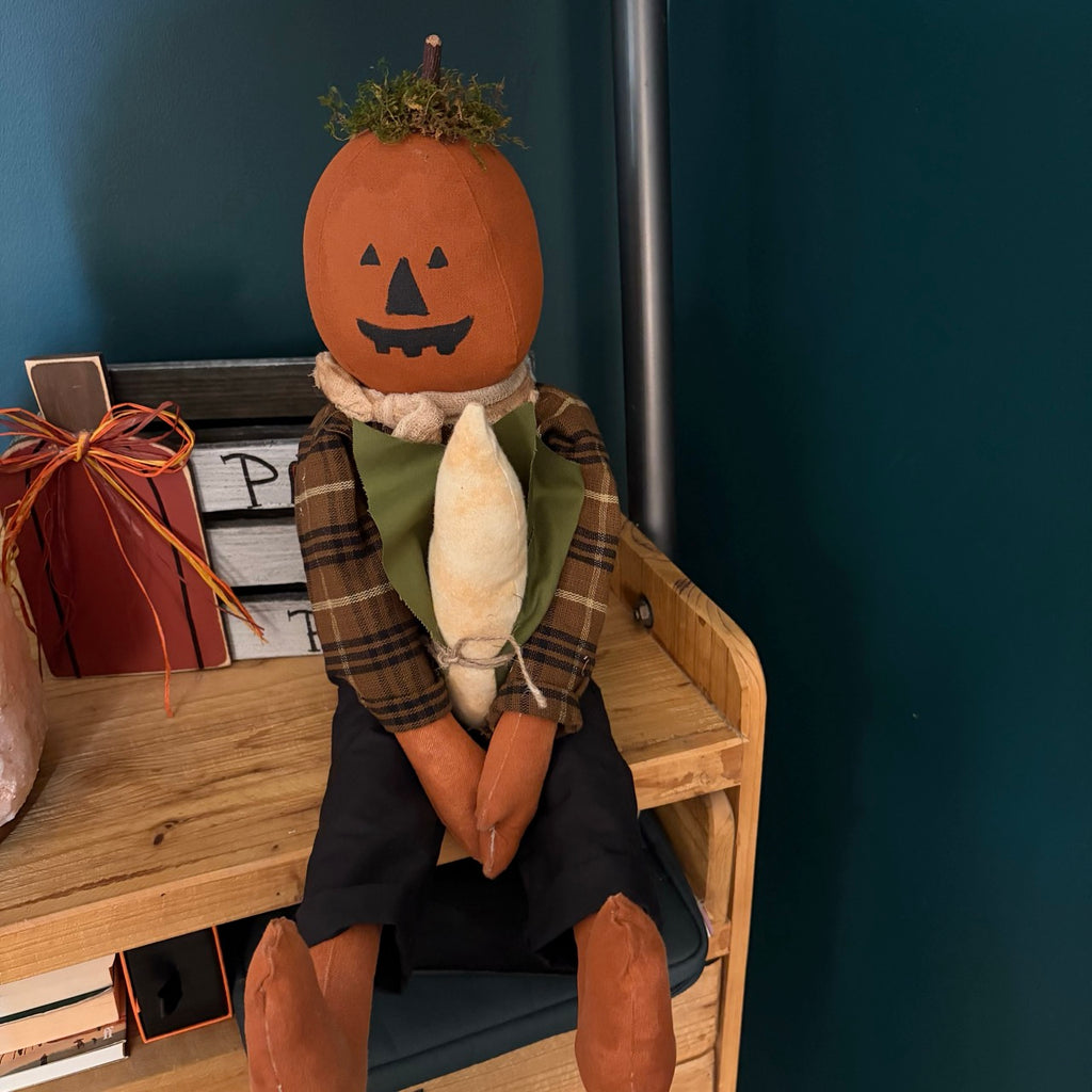 Large Primitive Pumpkin Doll with Corn Husk