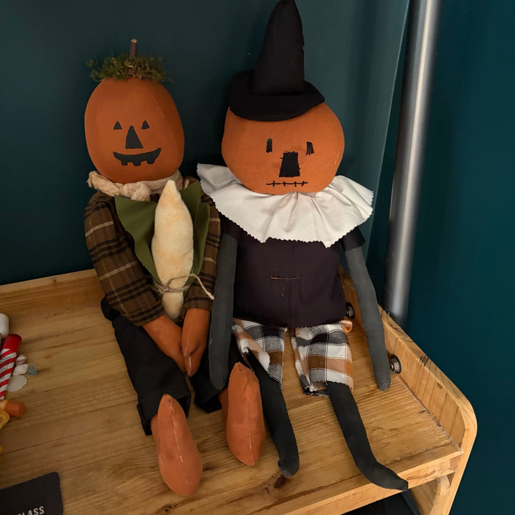 Large Primitive Pumpkin Doll with Corn Husk