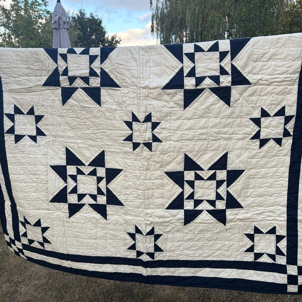 Navy Guiding Star Throw Quilt