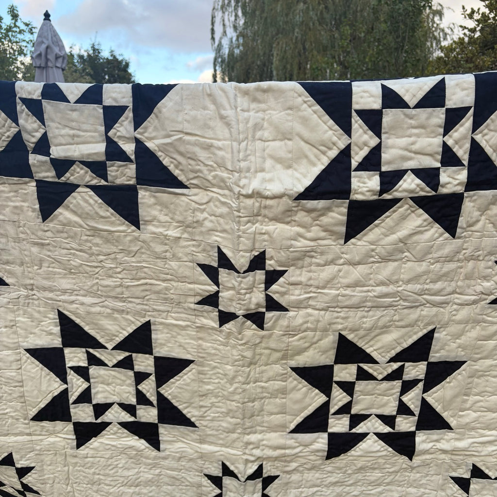 Navy Guiding Star Throw Quilt