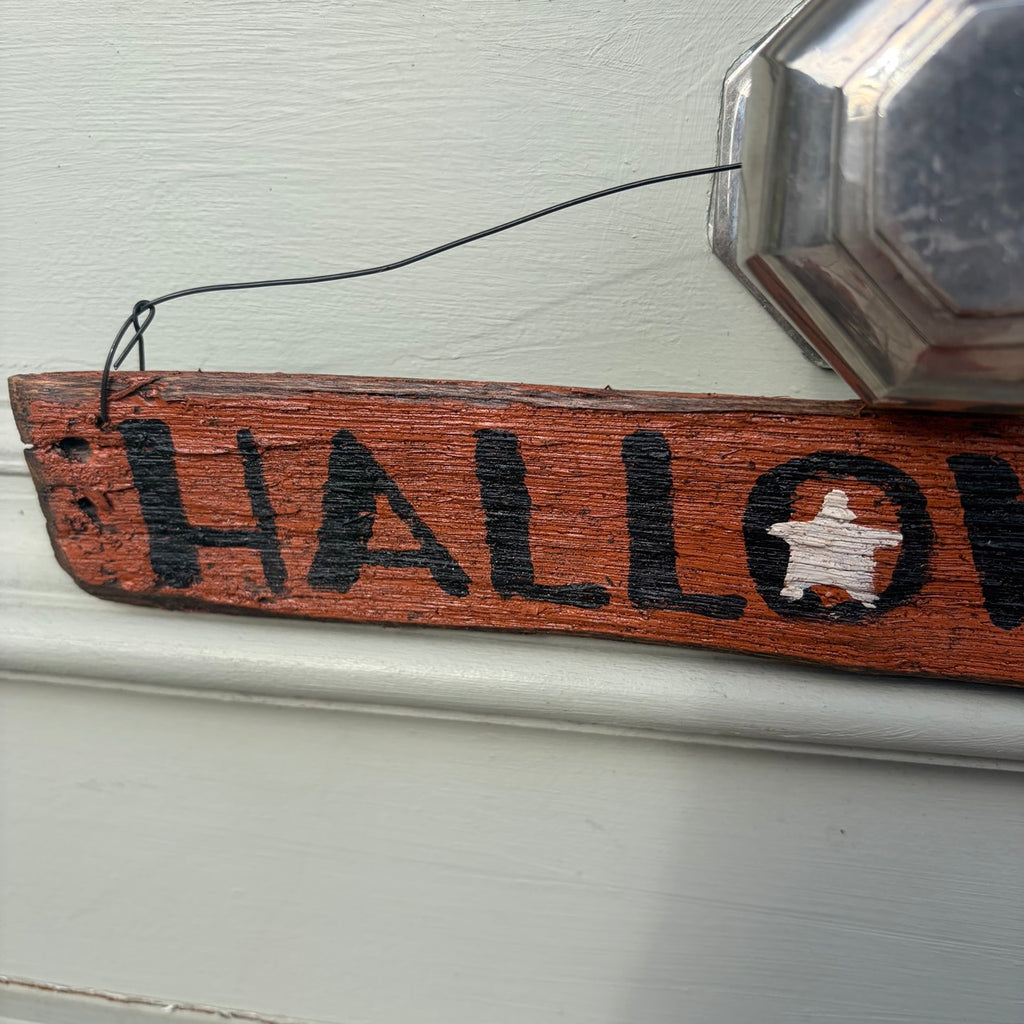 Barnboard Rustic Halloween Hanger
