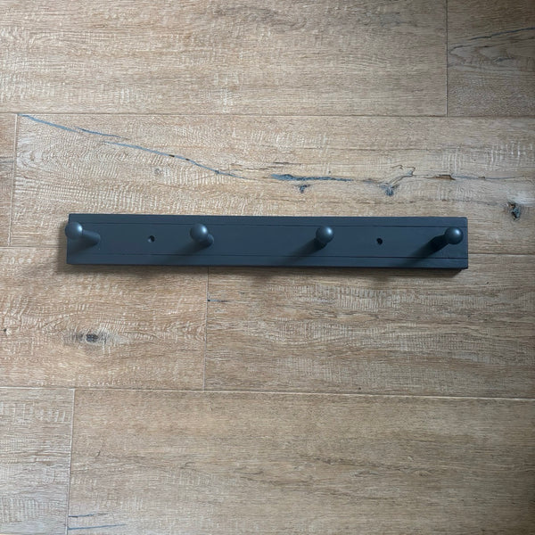 Shaker Peg Rail in F&B Railings