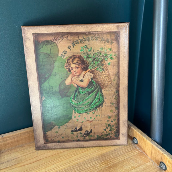 Vintage Style St Patrick's Day Girl Canvas
