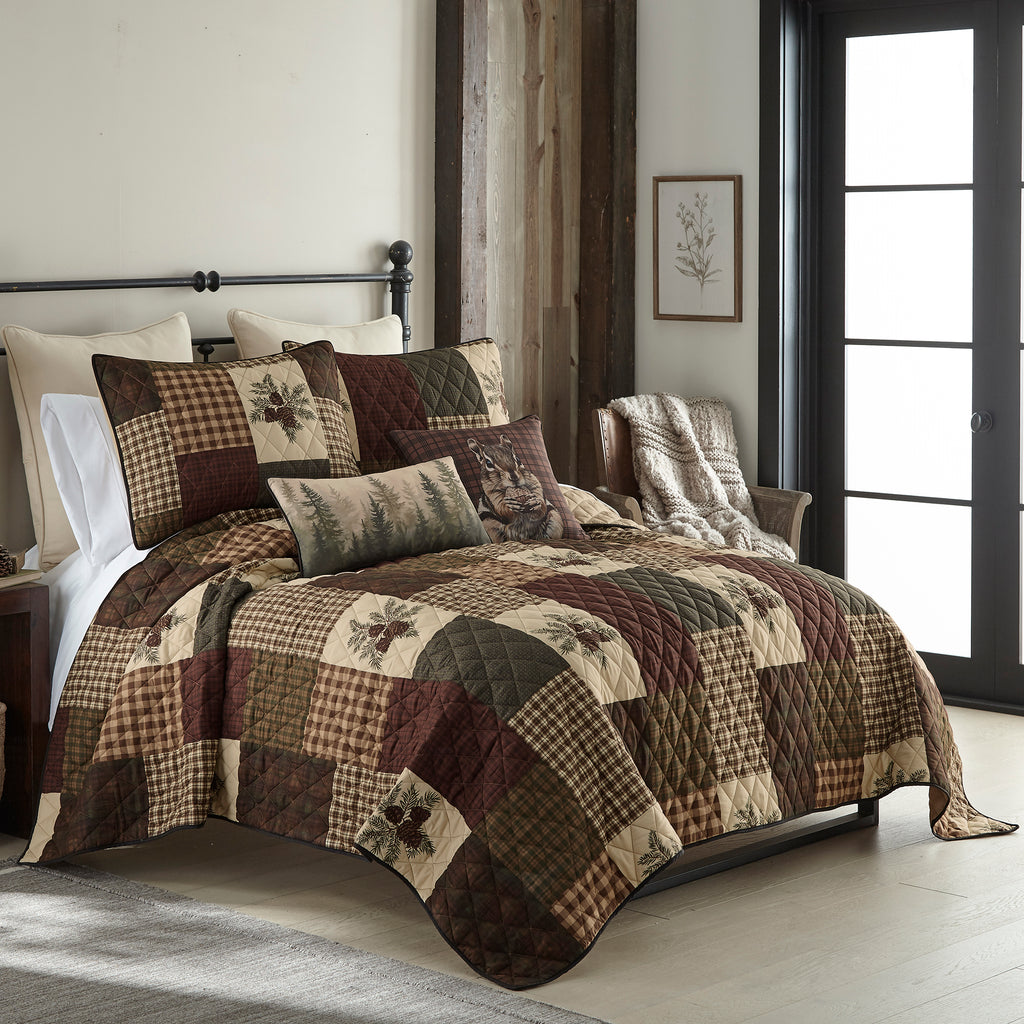 Pine Panels Quilt Set