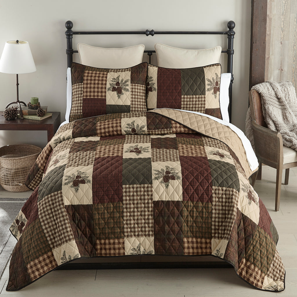 Pine Panels Quilt Set