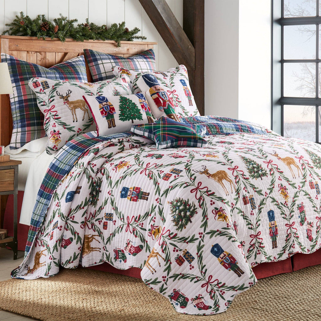 Festive Nutcrackers Single Quilt Set