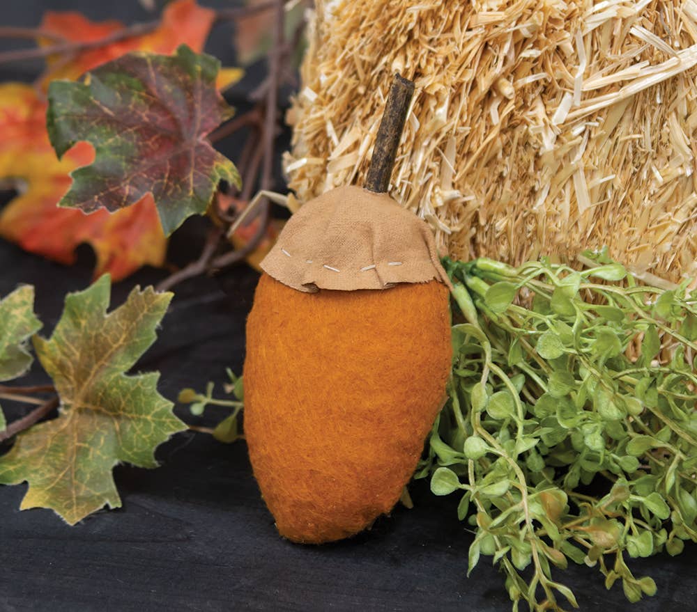 Primitive Acorn Decoration
