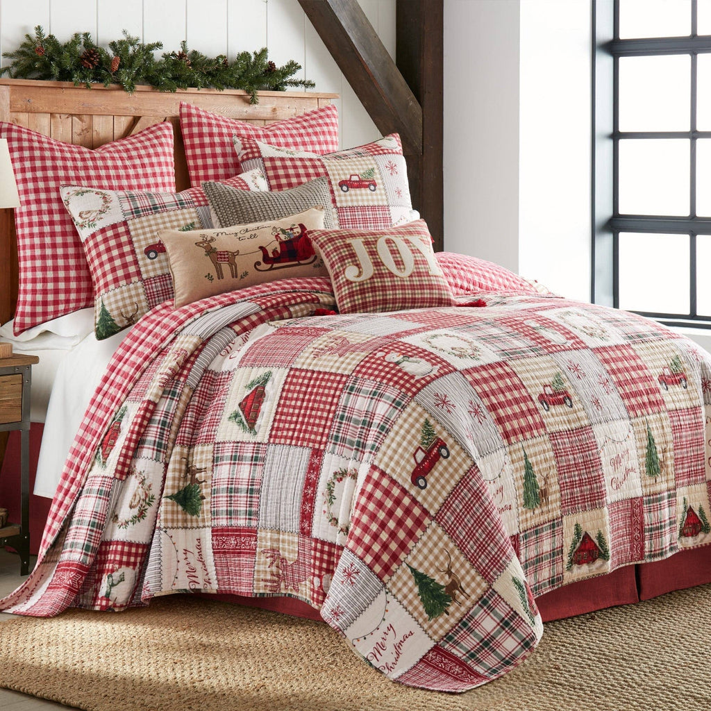 Home for Christmas Quilt Set