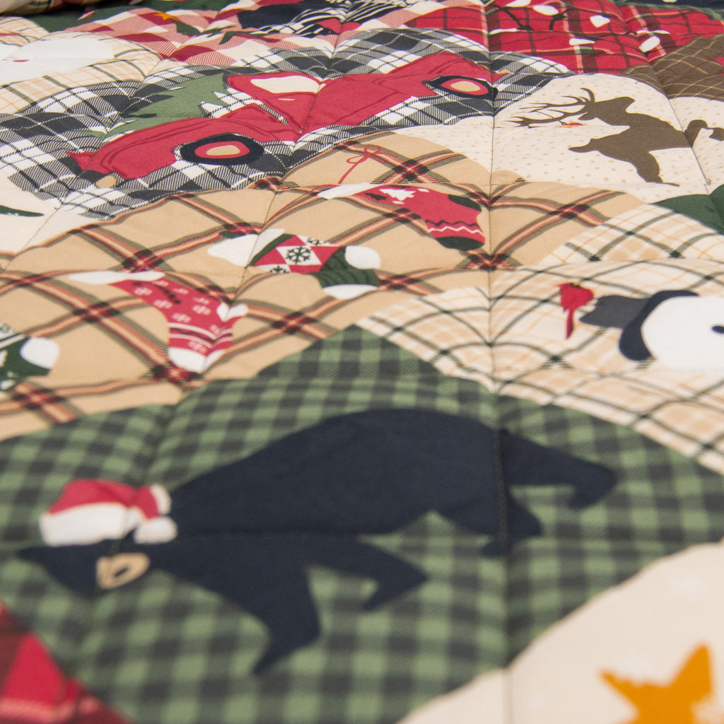 Holiday Dream Lightweight Quilt Set