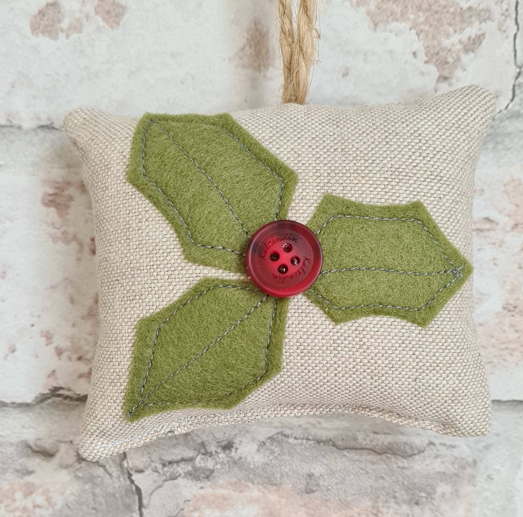 Holly Hanging Decoration - Olde Glory