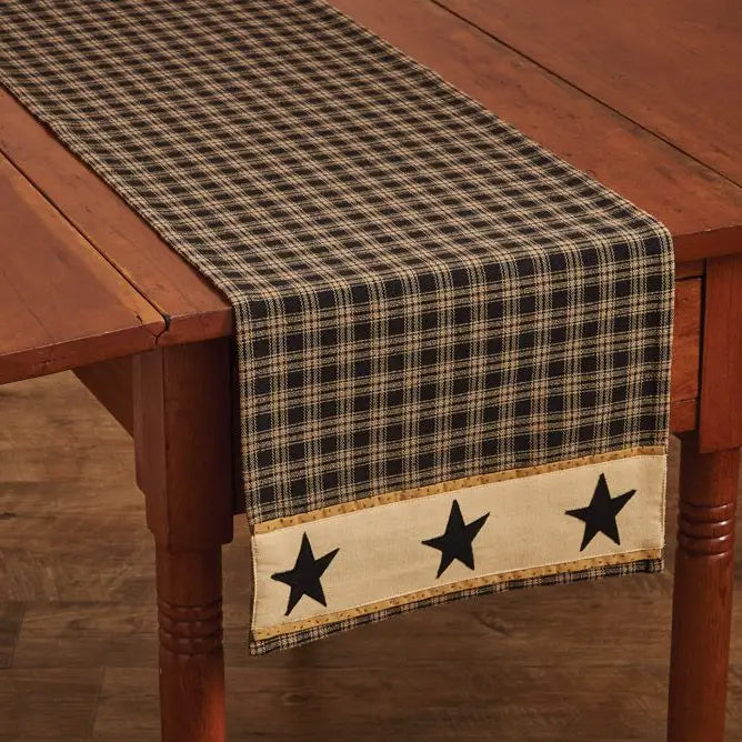 Sturbridge Star Table Runner