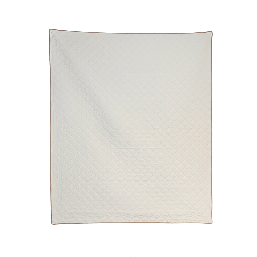 Pine Medallion Throw Quilt
