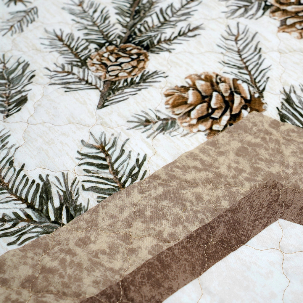 Pine Medallion Throw Quilt