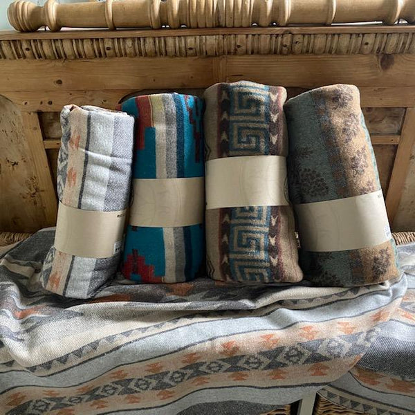 Bison Ridge II American Southwestern Style Wool Blend Washable Throw ...