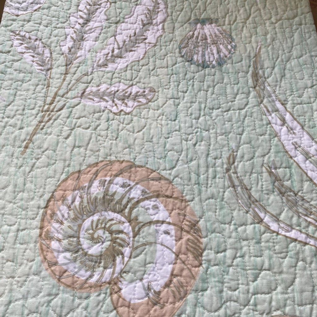 Natural Shells Quilted Bedspread - Olde Glory