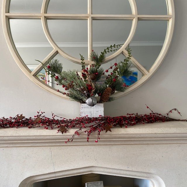 Red and Burgundy Pip Berry Garland with Stars - Olde Glory