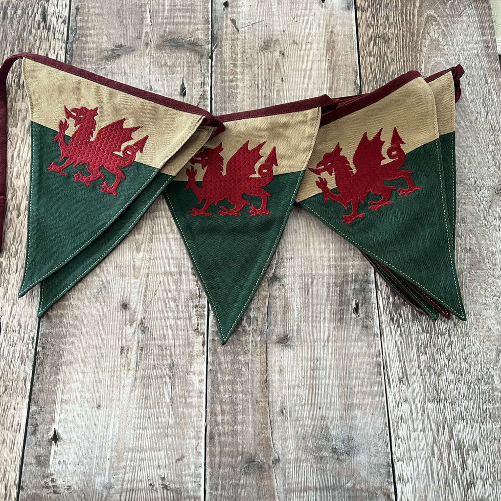 Welsh Dragon Embroidered Bunting - Olde Glory